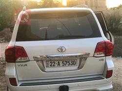 تۆیۆتا لاند کروزەر